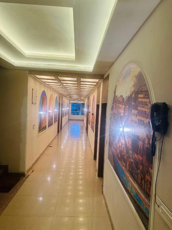 Hotel Deva Inn Varanasi Eksteriør billede