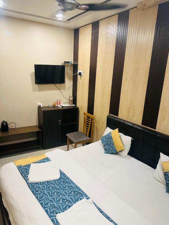 Hotel Deva Inn Varanasi Eksteriør billede