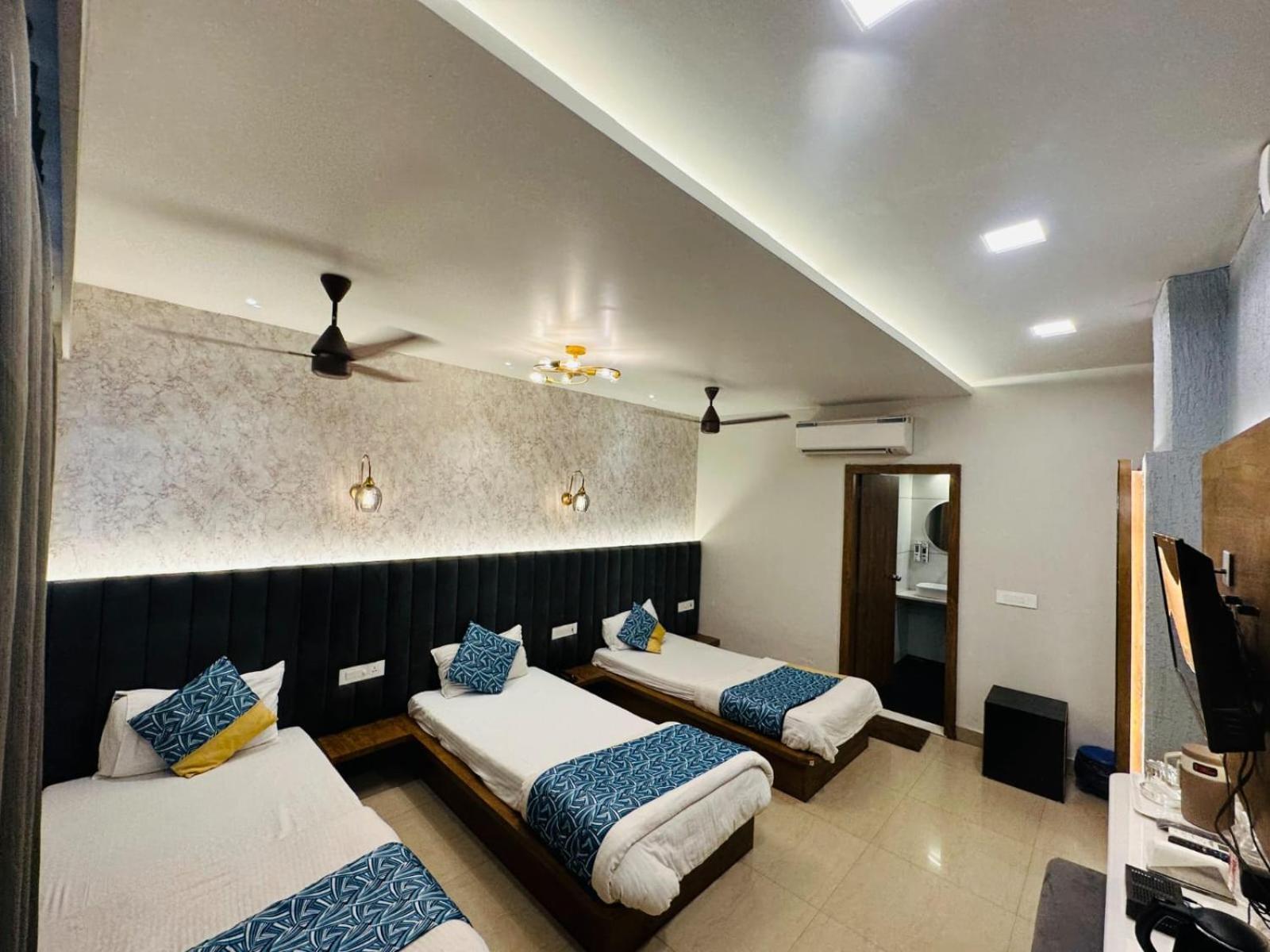 Hotel Deva Inn Varanasi Eksteriør billede
