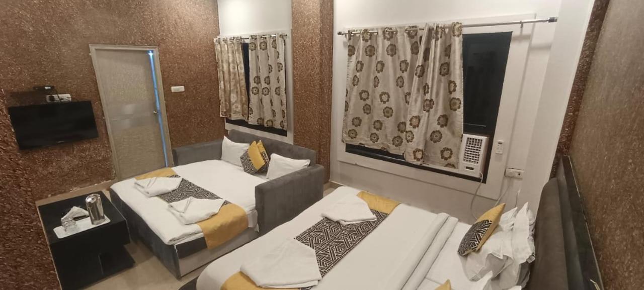 Hotel Deva Inn Varanasi Eksteriør billede