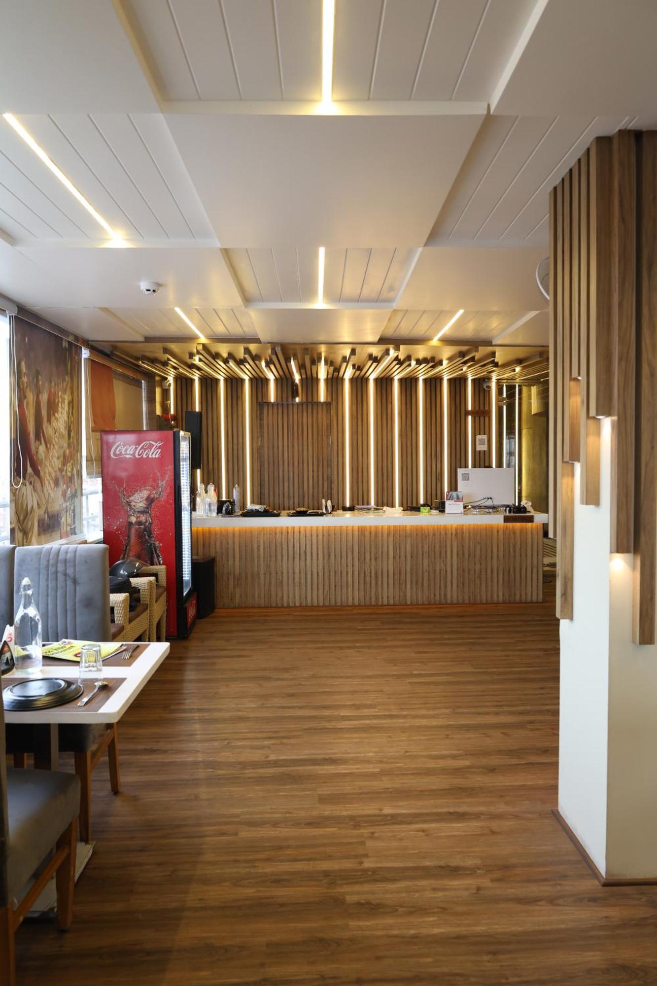 Hotel Deva Inn Varanasi Eksteriør billede